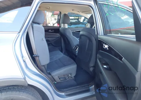 2020 Kia Sorento 2.4L Lx z USA, uszkodzony, nr VIN 5XYPG4A39LG637929